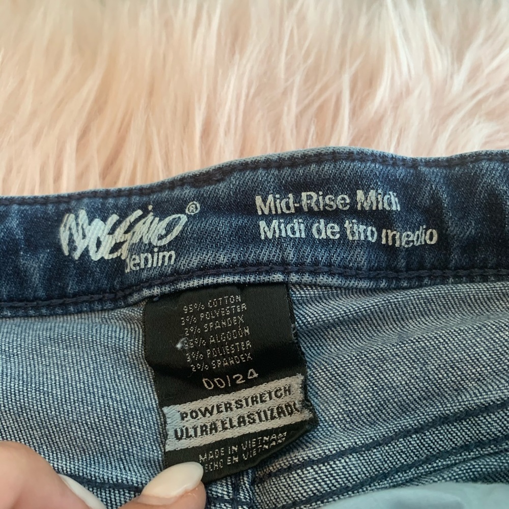 DENIM SHORTS - Picture 2 of 3
